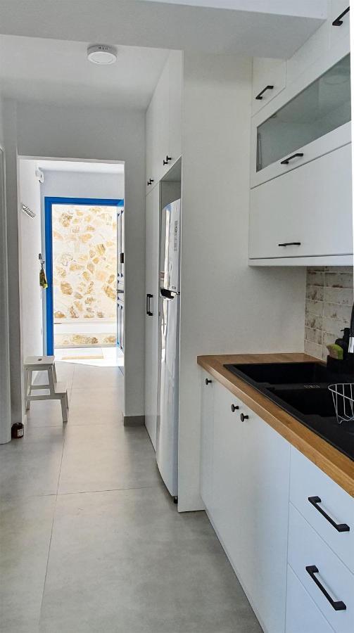 Meraki Beachfront Foinikion Екстер'єр фото