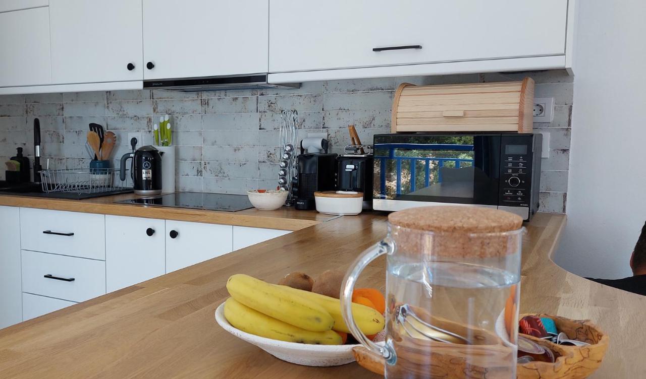 Meraki Beachfront Foinikion Екстер'єр фото
